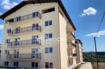 Iriss Apartments