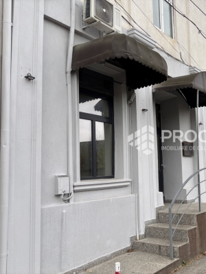 Spaţiu comercial de închiriat, 115 mp, Centru