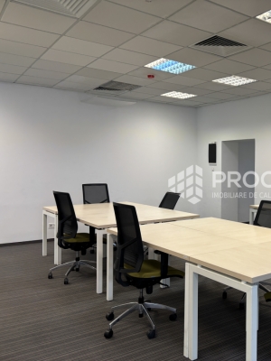 Spaţiu comercial de închiriat, 35 mp, Podu Ros