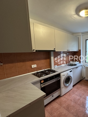 Apartament de închiriat cu 2 camere, Podul de Piatra